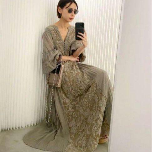 AMERI MEDI EMBROIDERY TULLE LACE DRESS Ｍ
