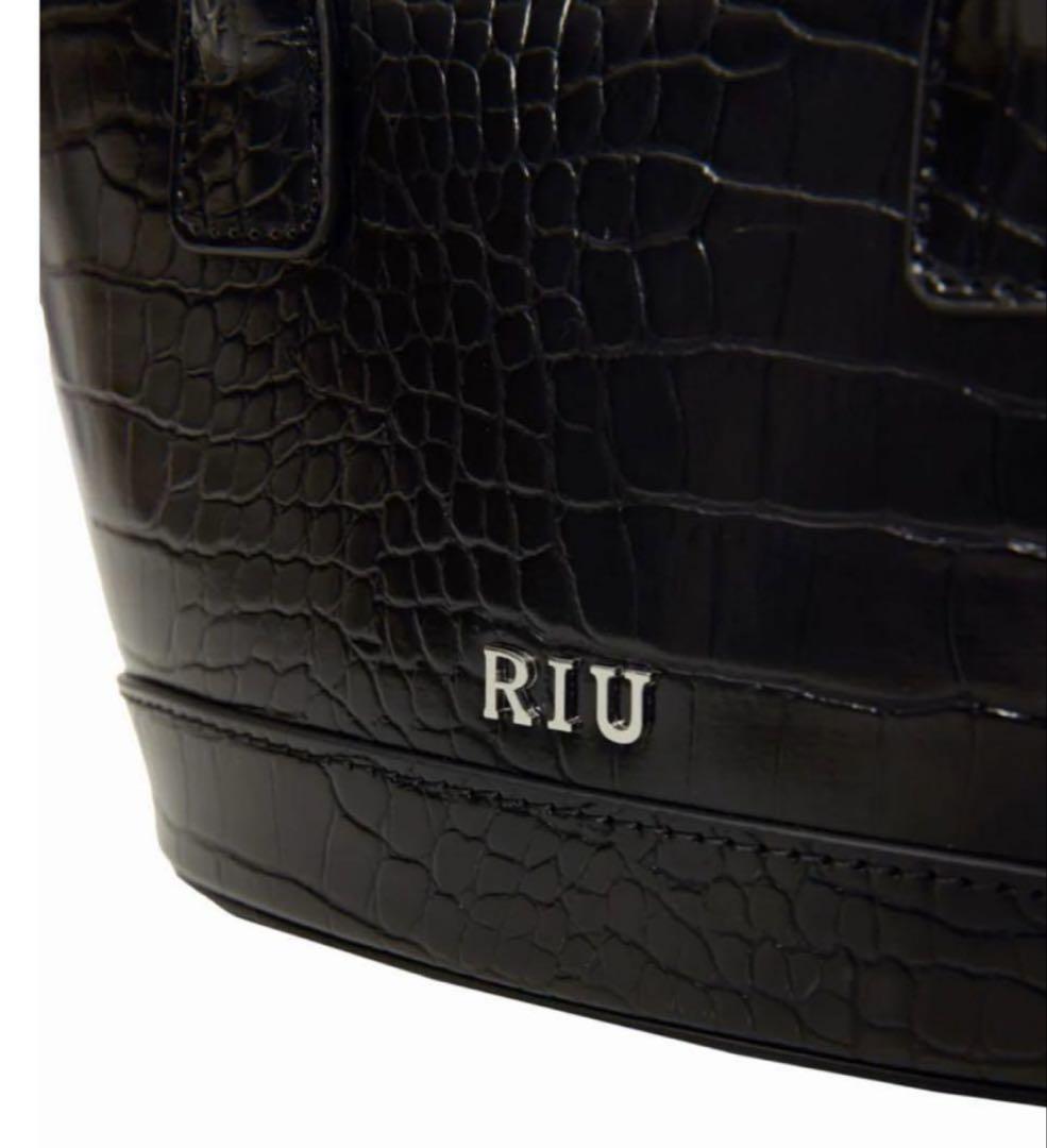 riu バニティバッグ ブラック Amazon.co.jp: Riu バニティバッグ : おもちゃ