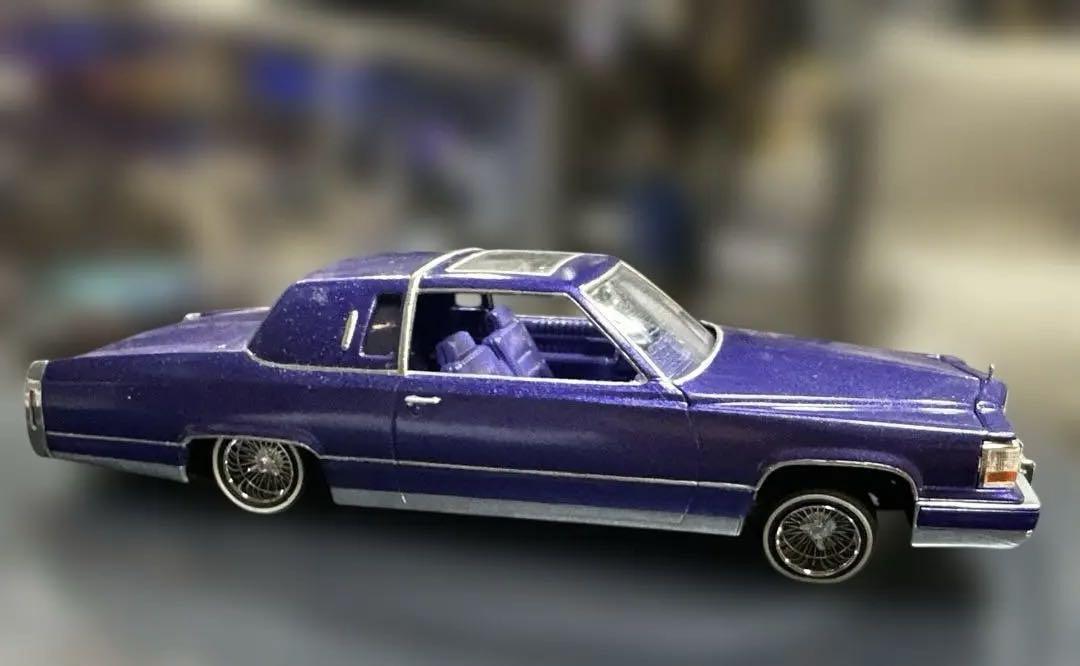 1/24 キャデラック　ブロアムクーペ　カスタム品LOWRIDER 1/24 キャデラック ブロアムクーペ カスタム品LOWRIDER - メルカリ