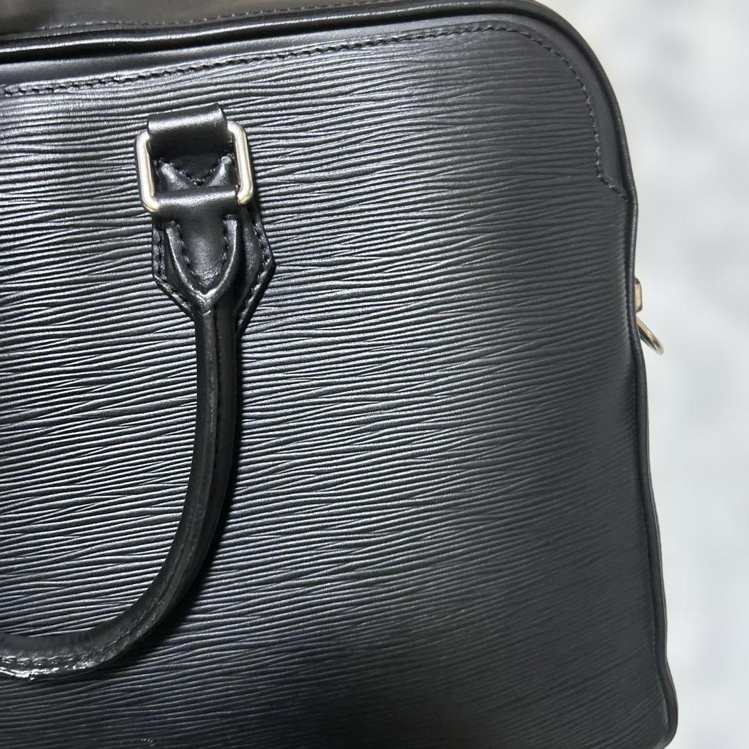 LOUIS VUITTON エピ ダンディ ブリーフMM 2WAY M54404