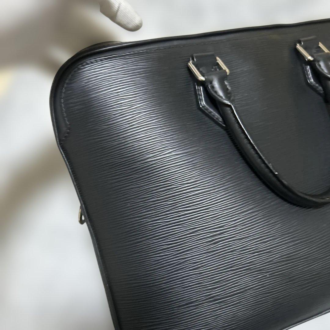 LOUIS VUITTON エピ ダンディ ブリーフMM 2WAY M54404