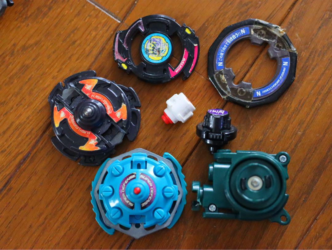 爆転シュートベイブレード　まとめ売り(14個)