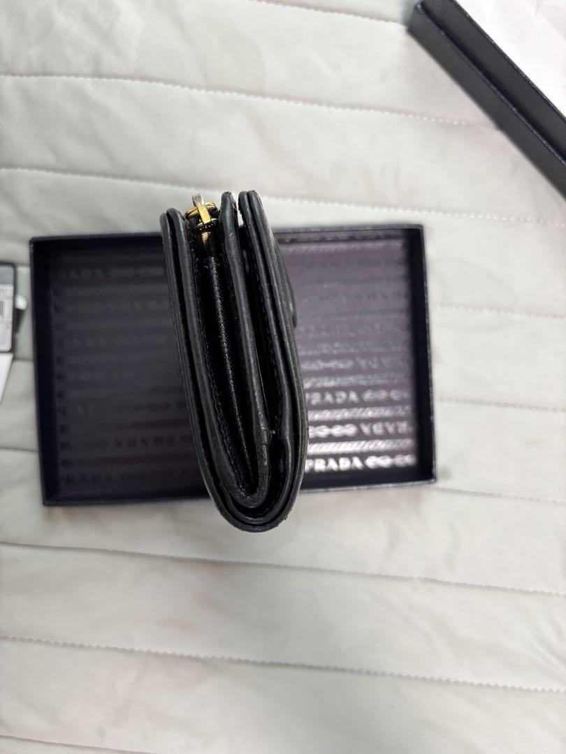 値下げ交渉可能】PRADA 二つ折り財布 1ML225 QWA サフィアーノ
