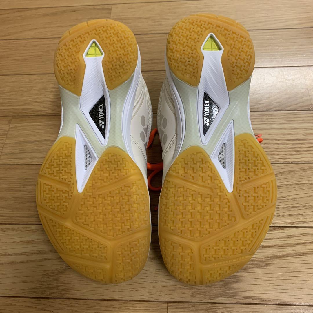 バドミントンシューズ　パワークション65z