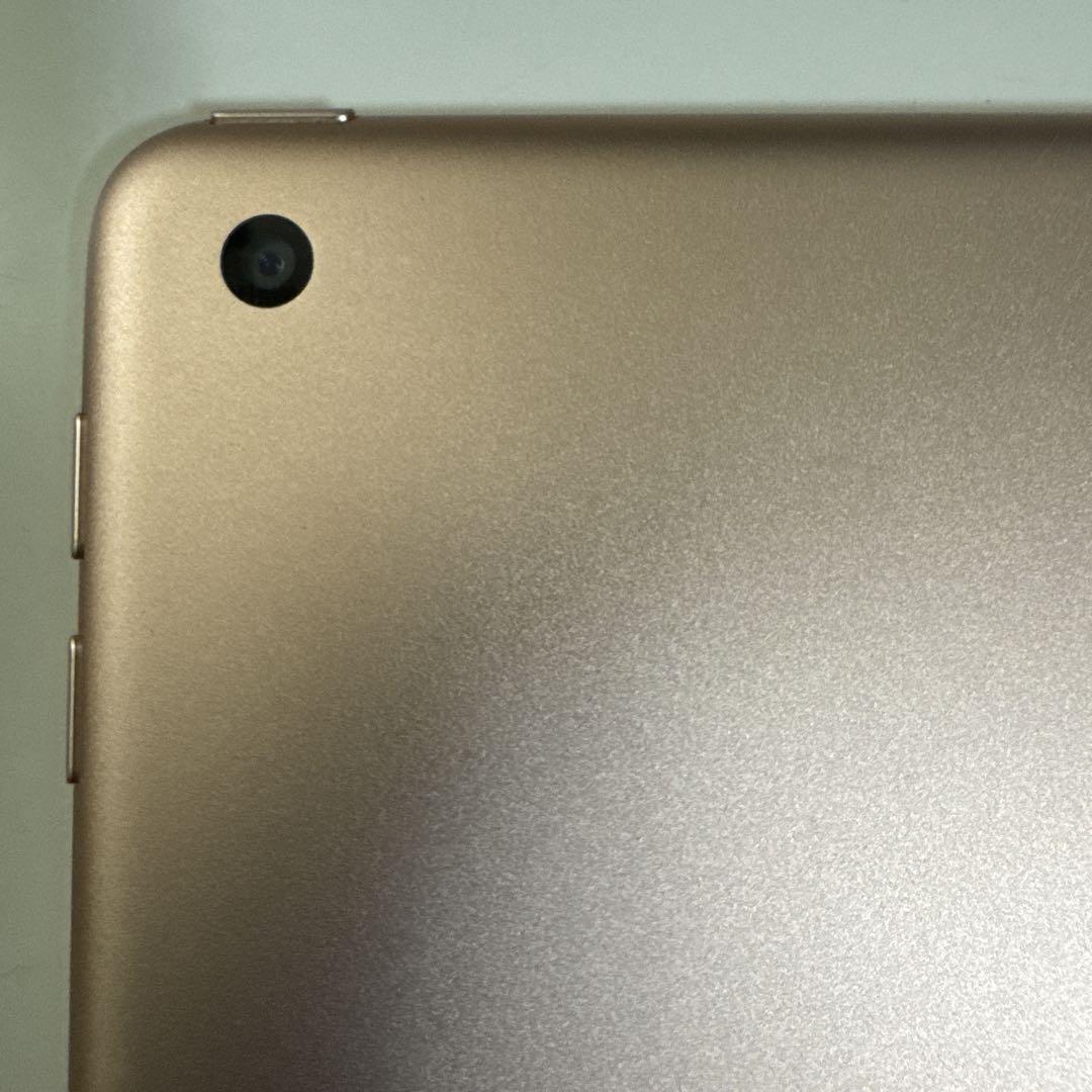 iPad 第6世代 32GB