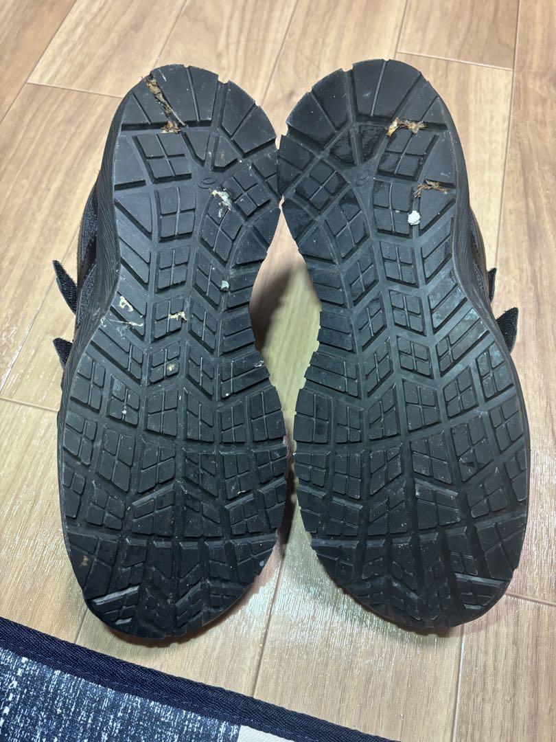 ASICS ブラック 安全靴 ベルクロ式　cp215