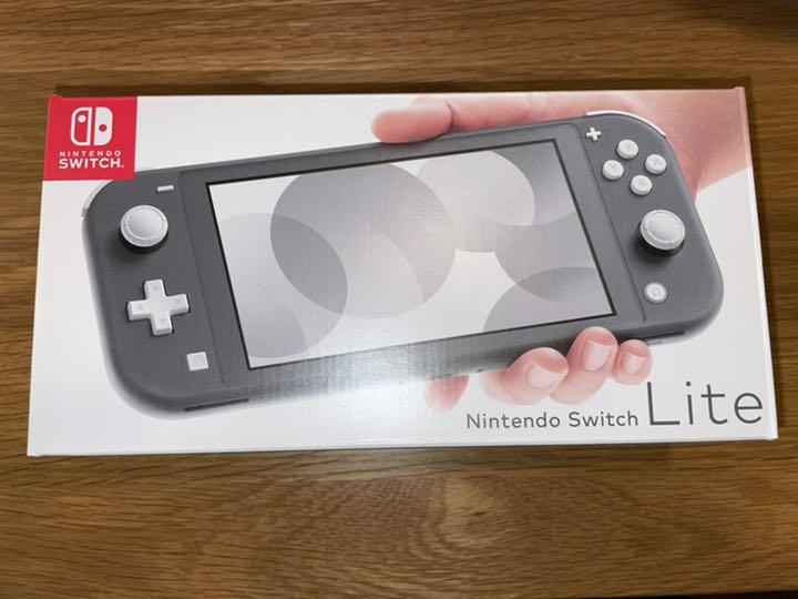 グレイ系【ラッピング不可】 中古美品 ニンテンドースイッチ ライト 特定 任天堂スイッチライト グレー SDカード付き Switch Nintendo 家庭用ゲーム本体
