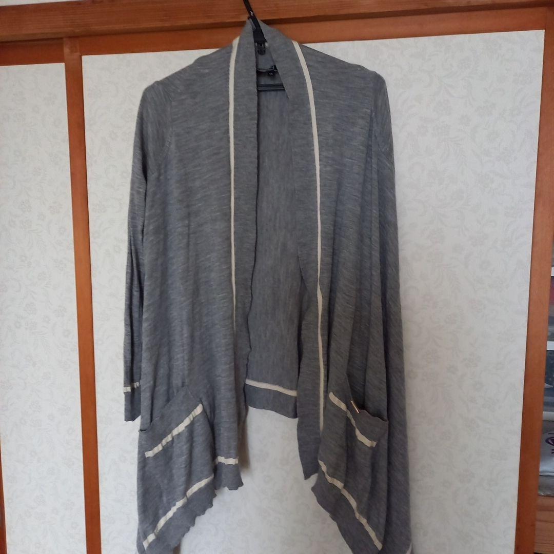 Ferragamo　カーディガン