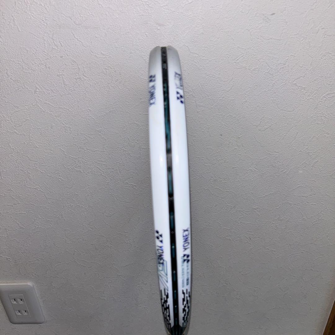 ヨネックス　Fレーザー5V サイズUL1
