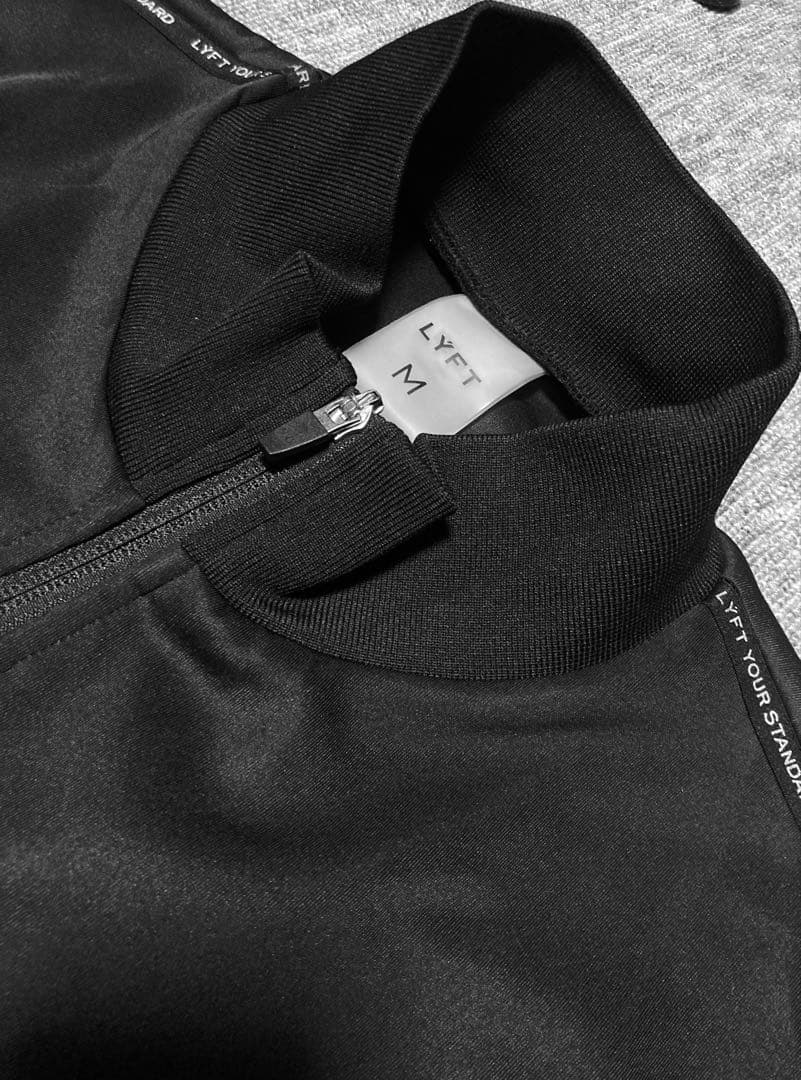 LYFT トラックジャケットBACK EMBLEM TRACK JACKET LYFT トラックジャケットBACK EMBLEM TRACK JACKET