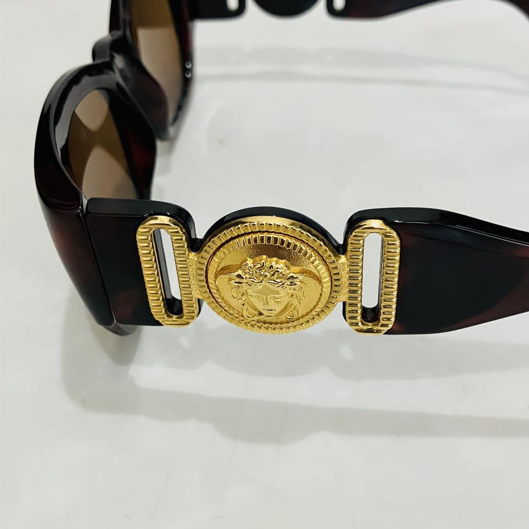超希少　Y2K　VERSACE　ヴィンテージ　メデューサ　ブローチ 超希少 Y2K VERSACE ヴィンテージ メデューサ ブローチ - メルカリ