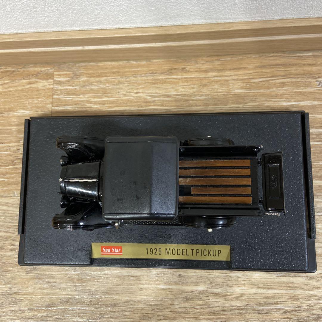 Sun Star 1925 MODEL PICKUP 台座付き1/18