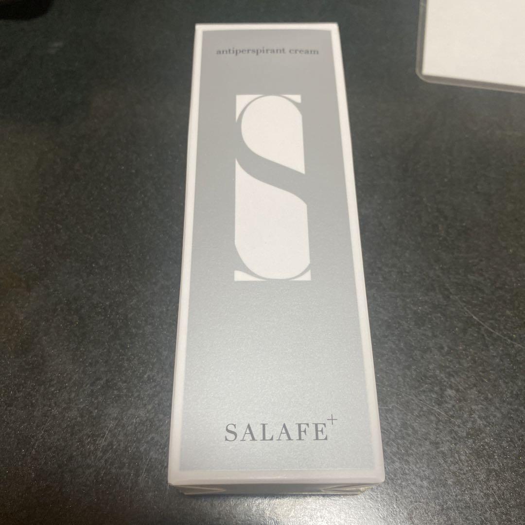☆しんちゃん☆SALAFE+ サラフェプラス 薬用制汗クリーム