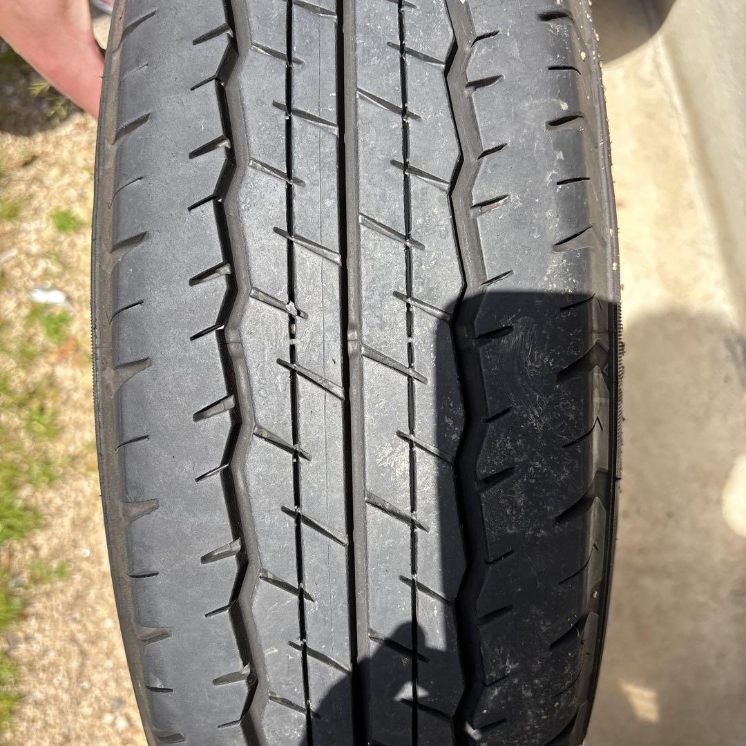え*ち様 ハイエース 195/80R15 4本　ブラックマン　5ZIGEN