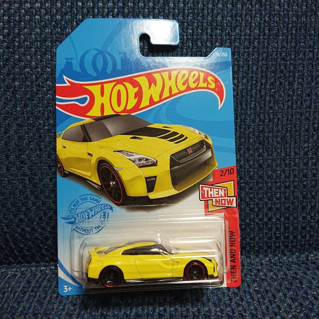 ホットウィール '17 NISSAN GT-R R35 イエロー - メルカリ