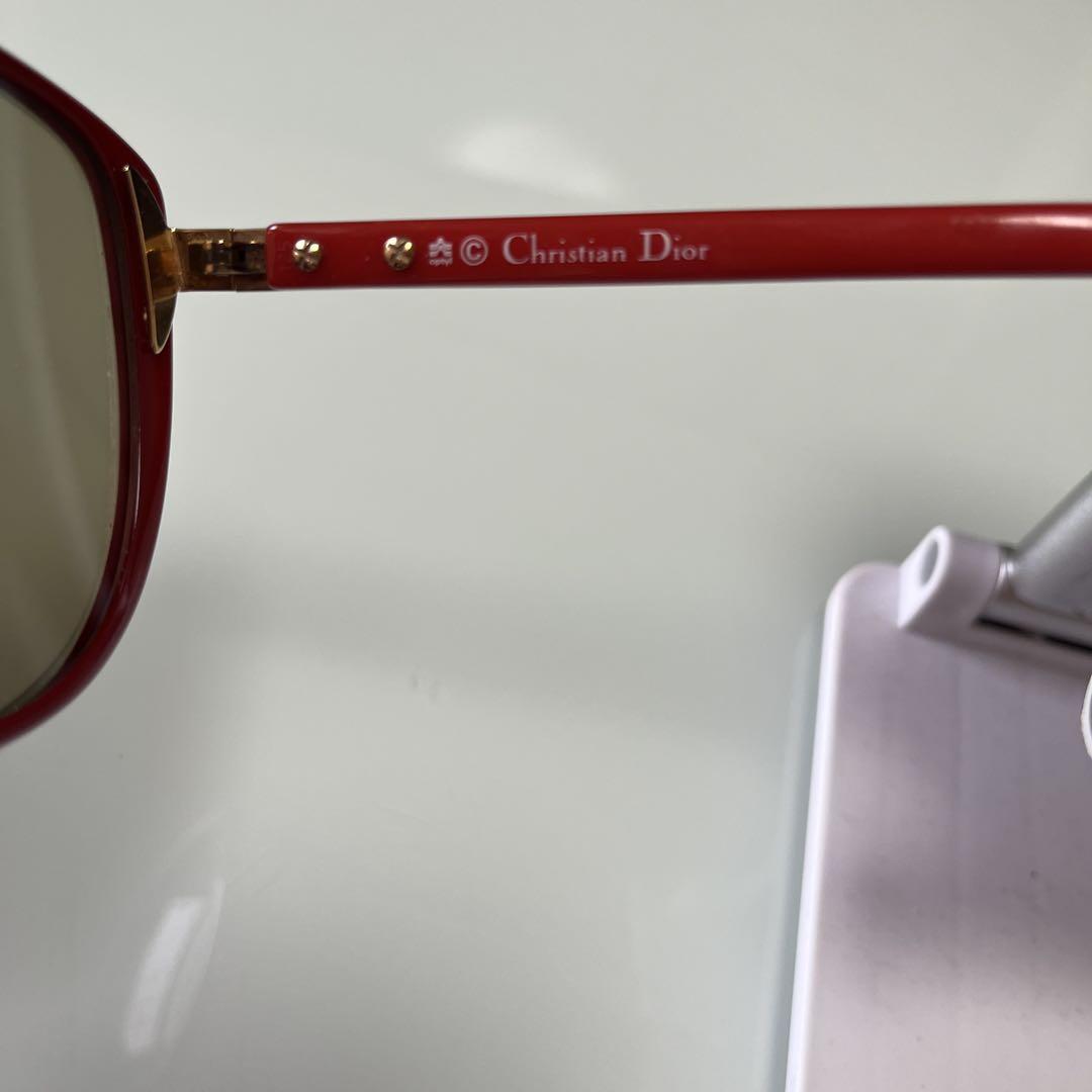 Christian Dior レッドラウンドサングラス - メルカリ