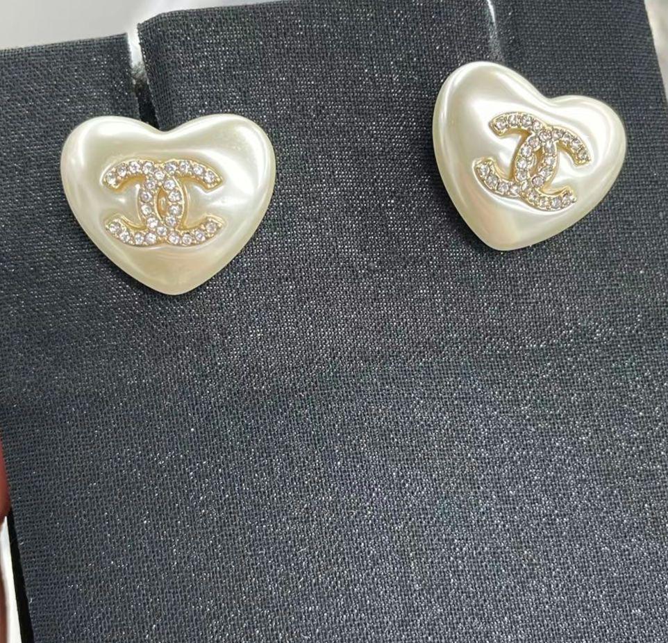 CHANEL シャネル ハートピアス