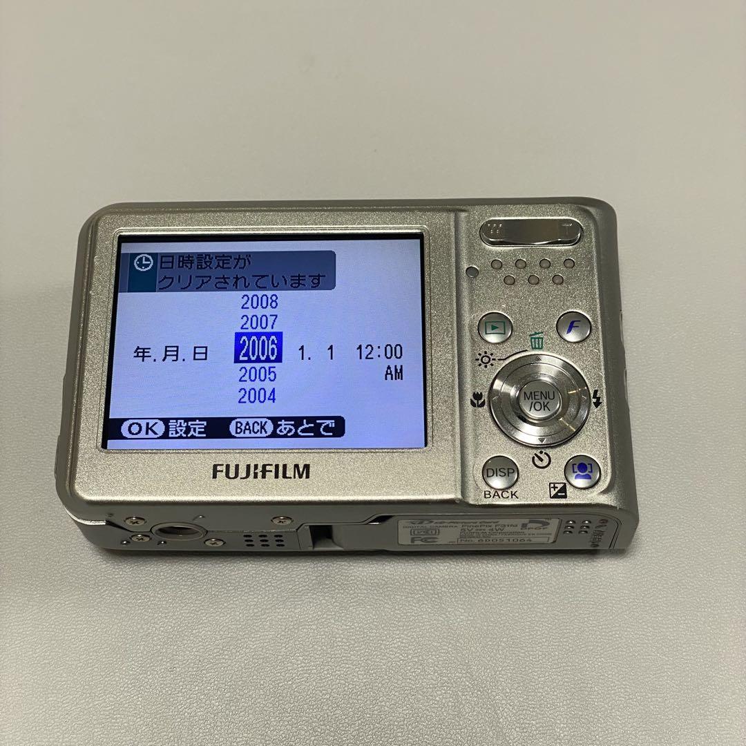 Fujifilm FinePix F31fdデジタルカメラ シルバー