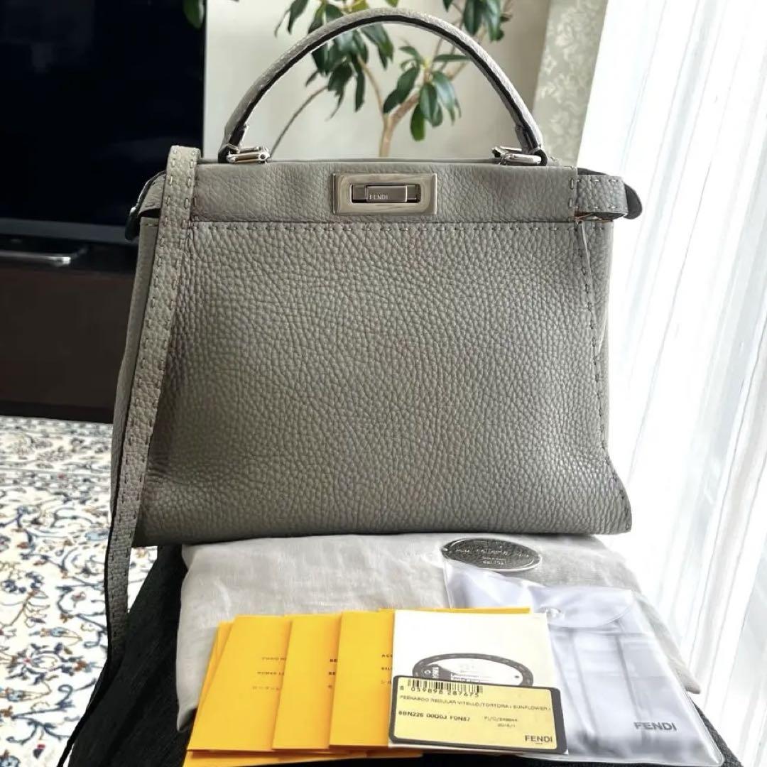 FENDI セレリア ハンドバッグ ピーカブー ミディアム　⽇本限定