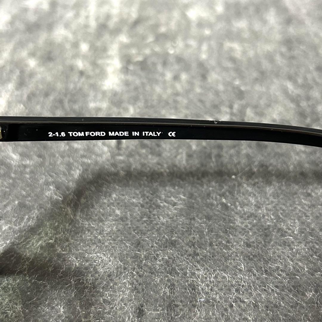 TOMFORD TF0483F メガネ　サーモントフレーム　ブラック