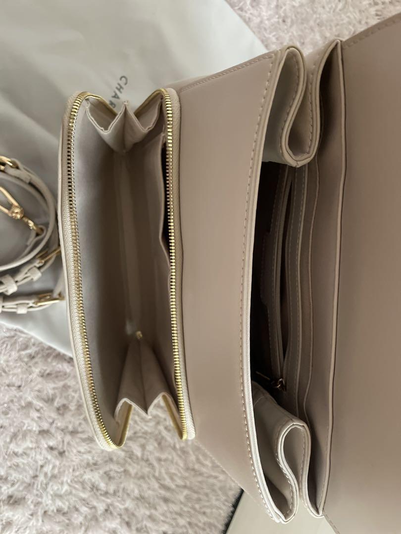 CHARLES & KEITH ホワイトリュック