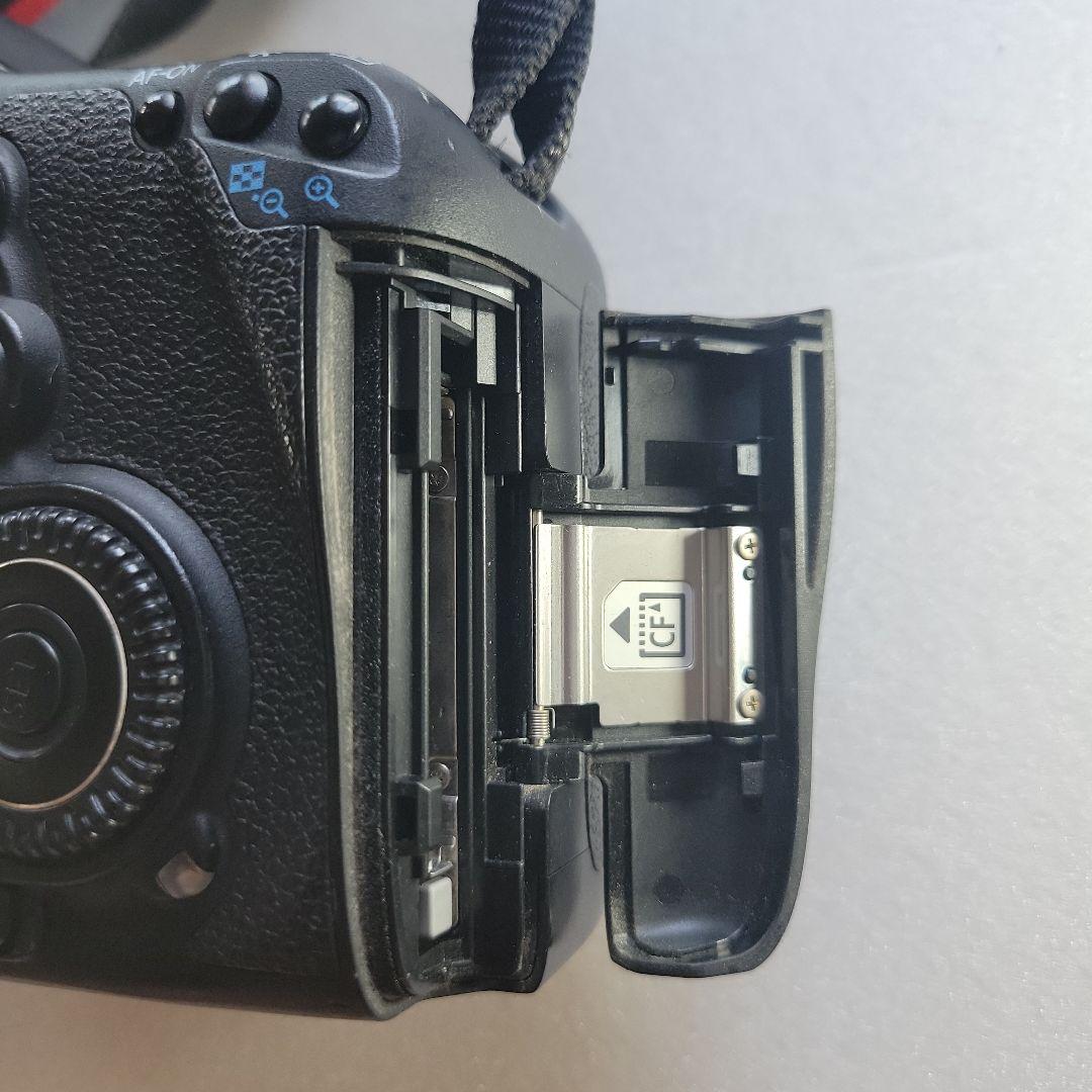 Canon EOS 7D 【ボディーのみ】& 付属品