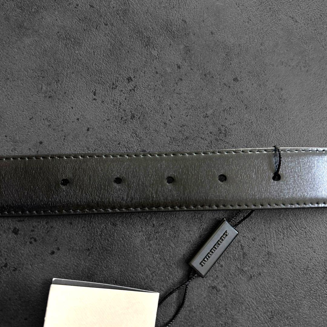 【新品未使用】Burberry Gold buckle leather belt