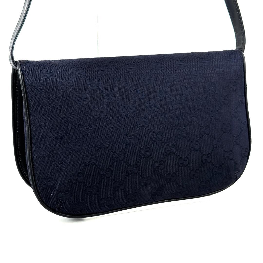 GUCCI ニース GG柄 ショルダーバッグ クラッチバッグ キャンバス0230 GUCCI ニース GG柄 ショルダーバッグ クラッチバッグ キャンバス