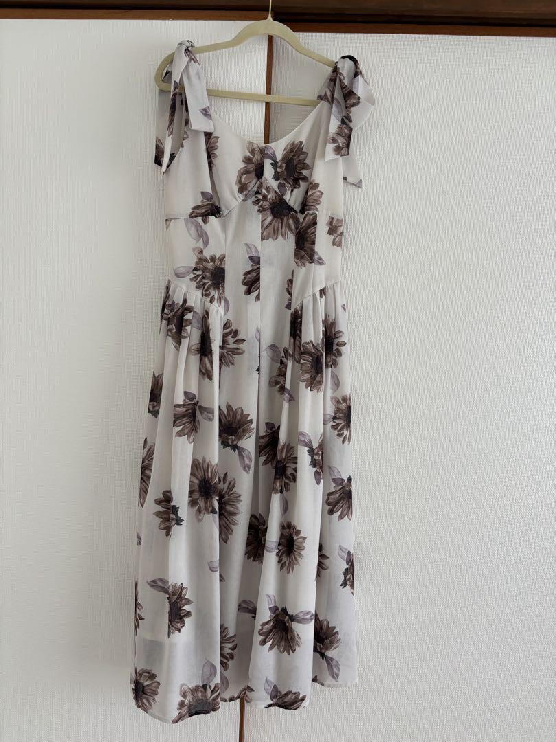 【ytp2000】Sunflower-Printed Midi Dress
