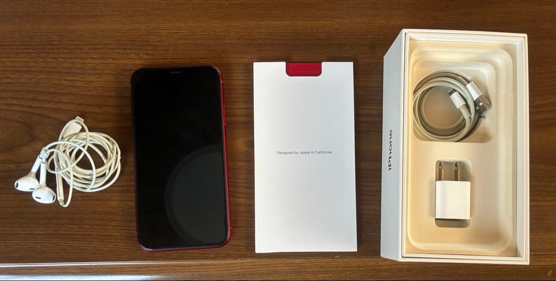 iPhone XR (Product) RED 本体