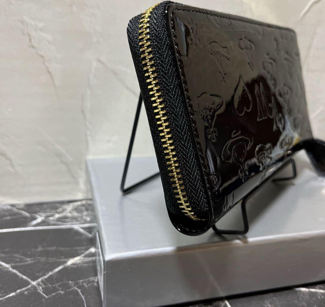 え*っ様 ✨️未使用Vivienne Westwood 長財布 1点限り