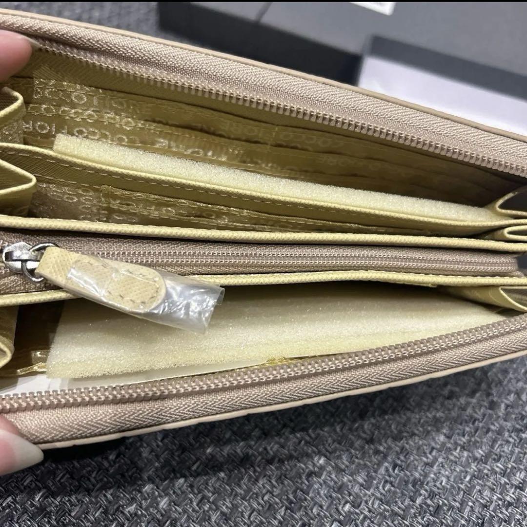 新品未使用　コッコフィオーレ　グリッターウォレット長財布