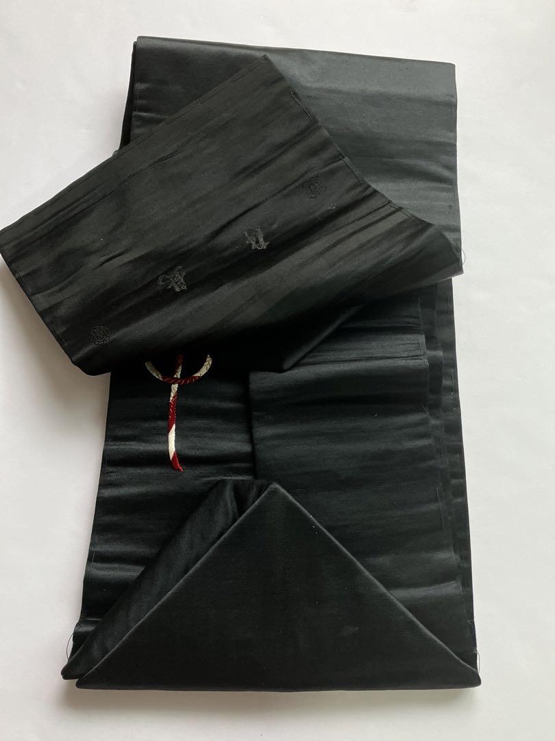 黒繻子に刺繍のアンティーク帯 小槌