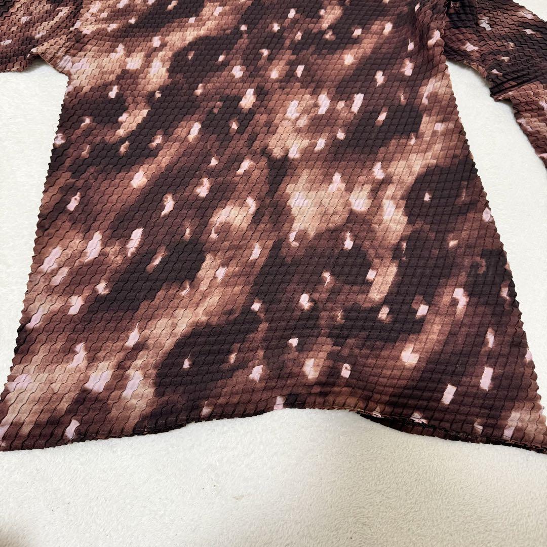 極美品✨ISSEY MIYAKE プリーツ　長袖　ハイネック　ブラウン　変更