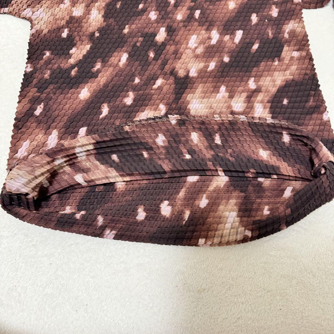 極美品✨ISSEY MIYAKE プリーツ　長袖　ハイネック　ブラウン　変更