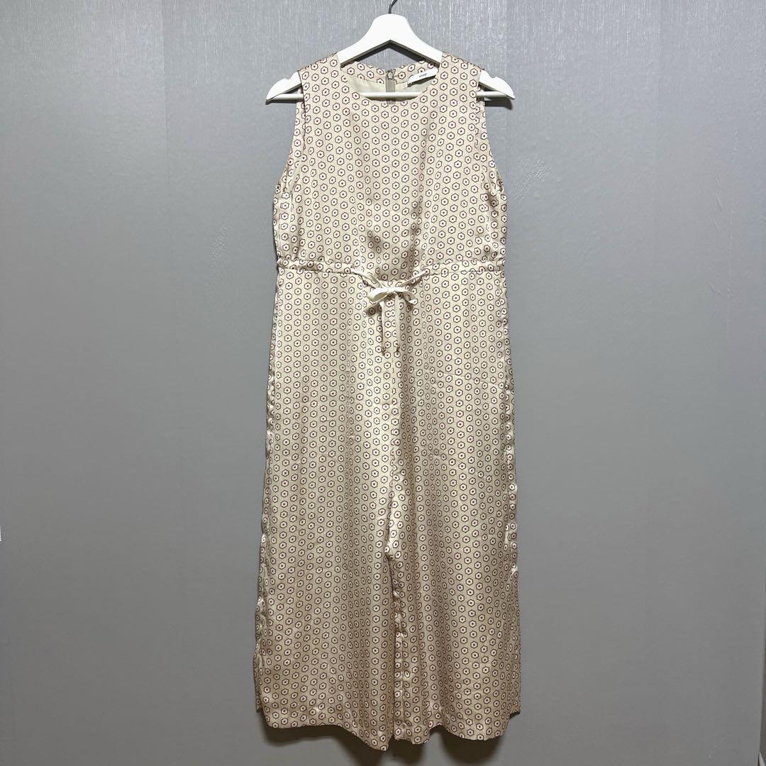 ASTRAET アストラット　ノースリーブ　カーキ　裏地パイル ASTRAET》 アストラット (0) ノースリーブ オールインワン 日本