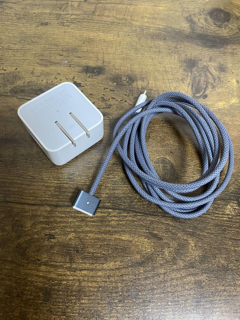 Apple MacBook