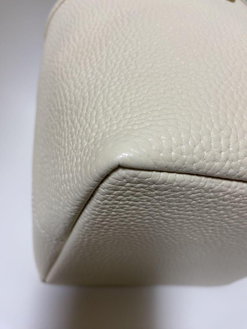 chiiiibag Shrink Leather Basket オフホワイト chiiiibag Shrink Leather Bascket オフホワイト