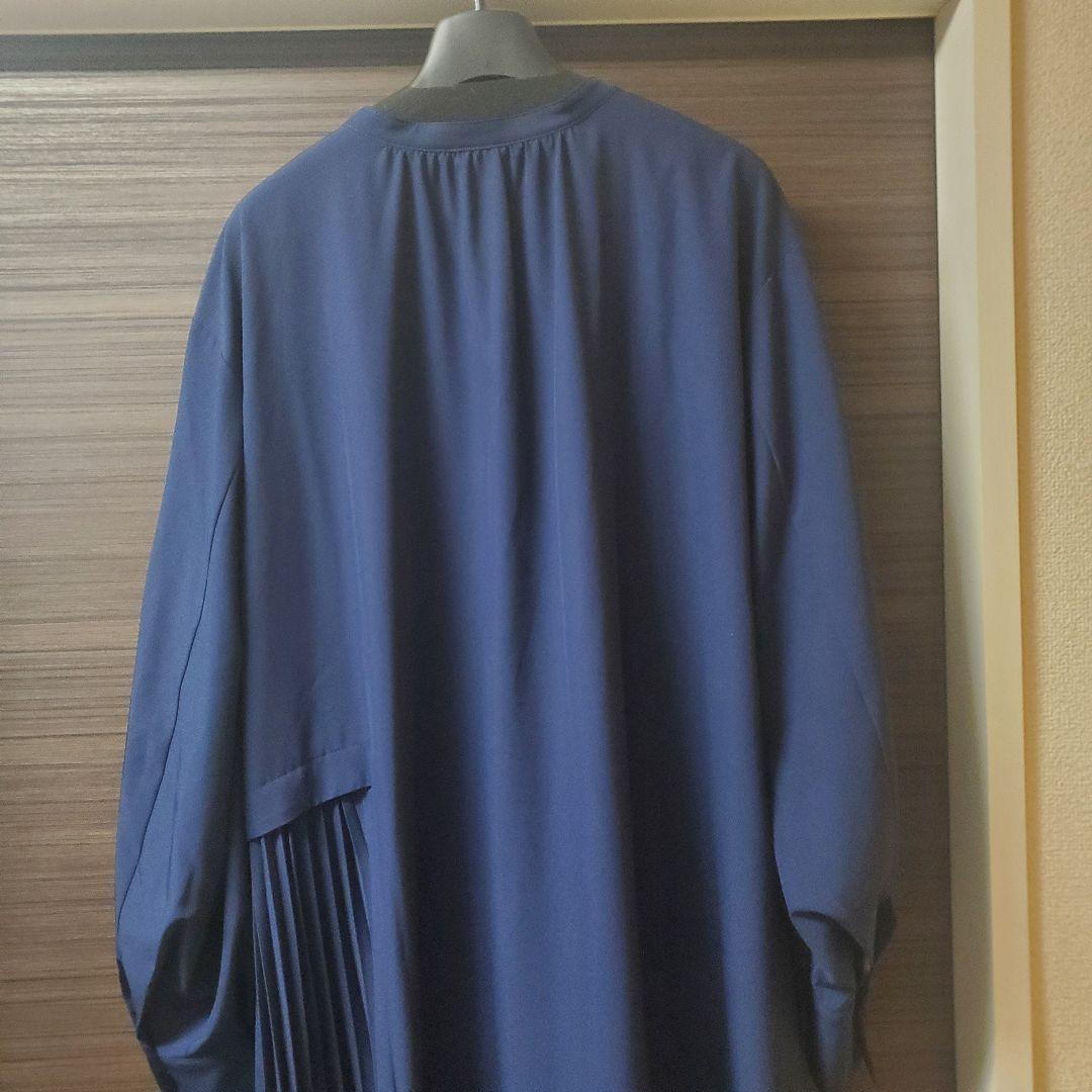 プリーツロングワンピース