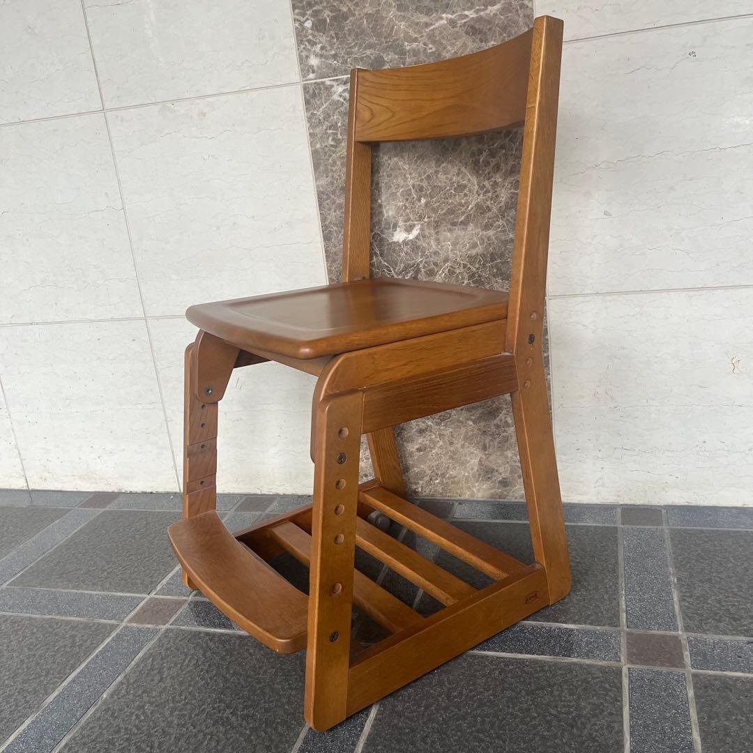 木製スタッキングキッズチェア キャスター付き目立った傷や汚れなし