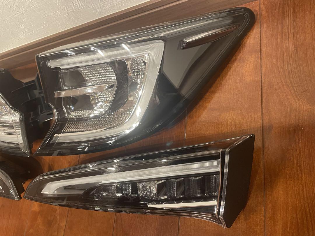 TOYOTA カローラスポーツ純正テールランプ　クリア化【美品】