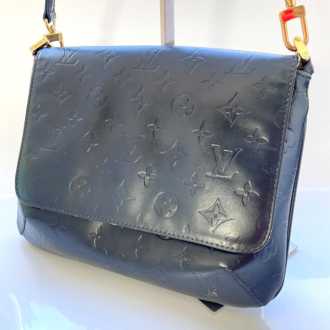 ルイヴィトン トンプソンストリート ヴェルニ ショルダーバッグ ブラック