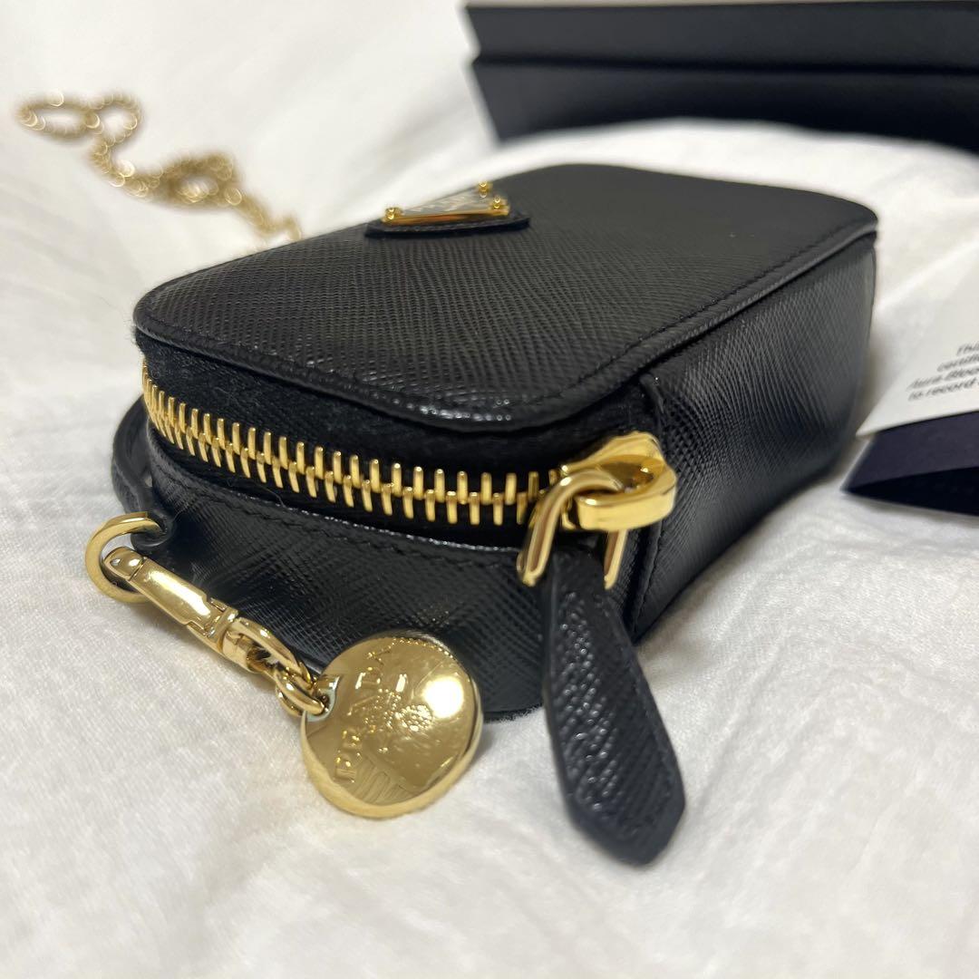 【完売必至】プラダ■サフィアーノトライアングル ミニポーチ PRADA プラダ トライアングルミニポーチ サフィアーノ