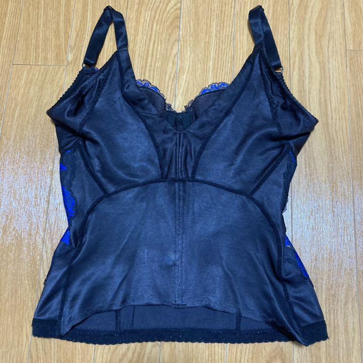 マルコ 1/2カップ ロングブラジャー カーヴィシャス カレス 1/2カップロングブラジャー | 補整下着