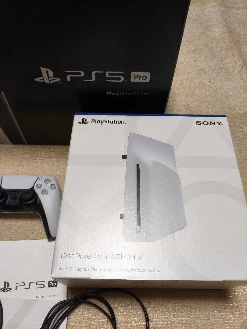 本体 ディスクドライブ付き目立った傷や汚れなし