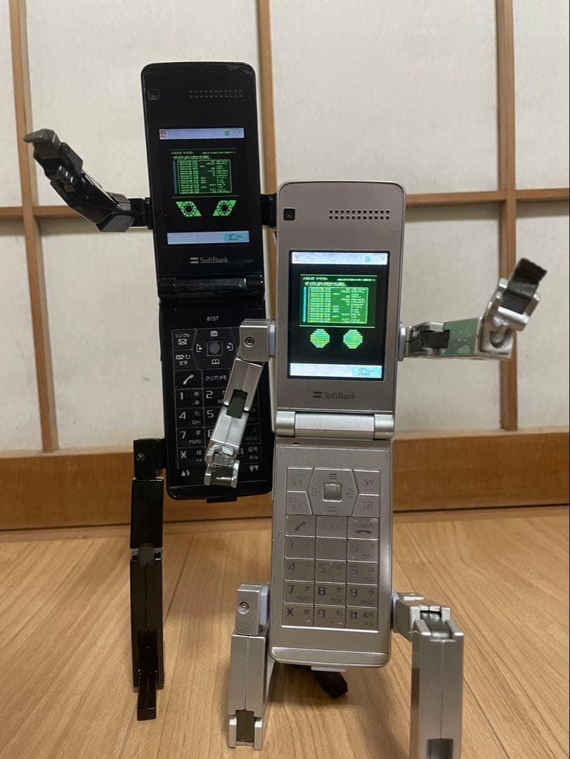 フォンブレイバー セブン ゼロワン 815T目立った傷や汚れなし