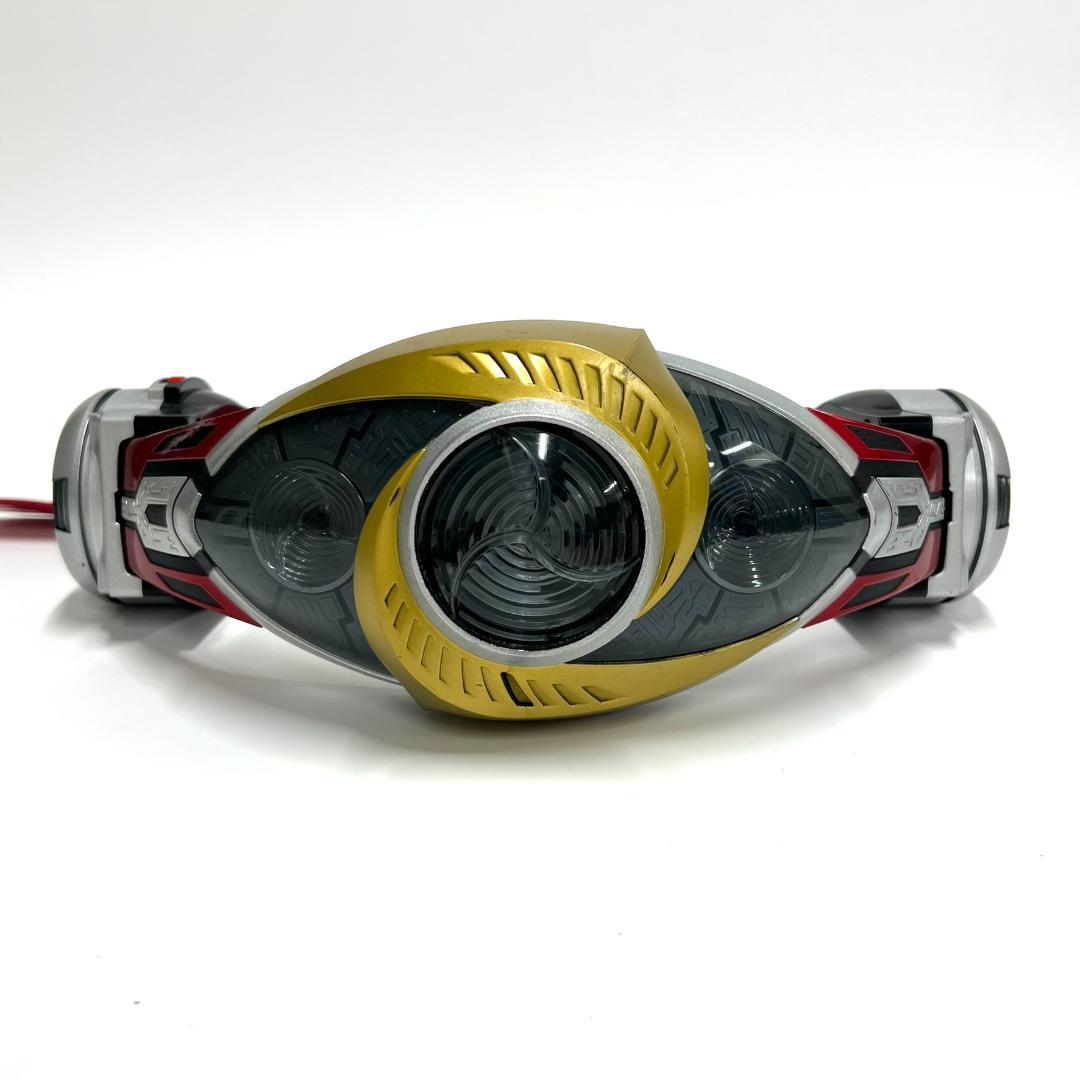 ジャンク】 仮面ライダーアギト DX トリプルフラッシュ 変身