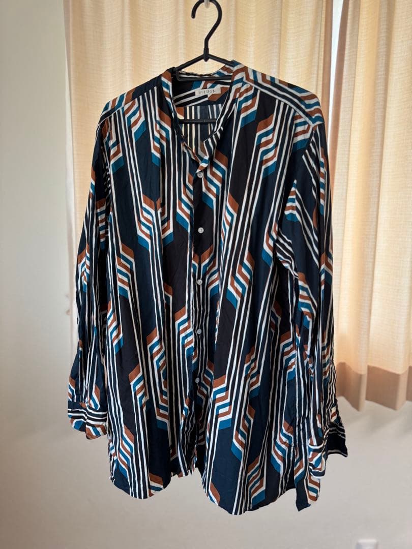 ＜HEUGN/ユーゲン＞ 24ss Morris プリントバンドカラーシャツ