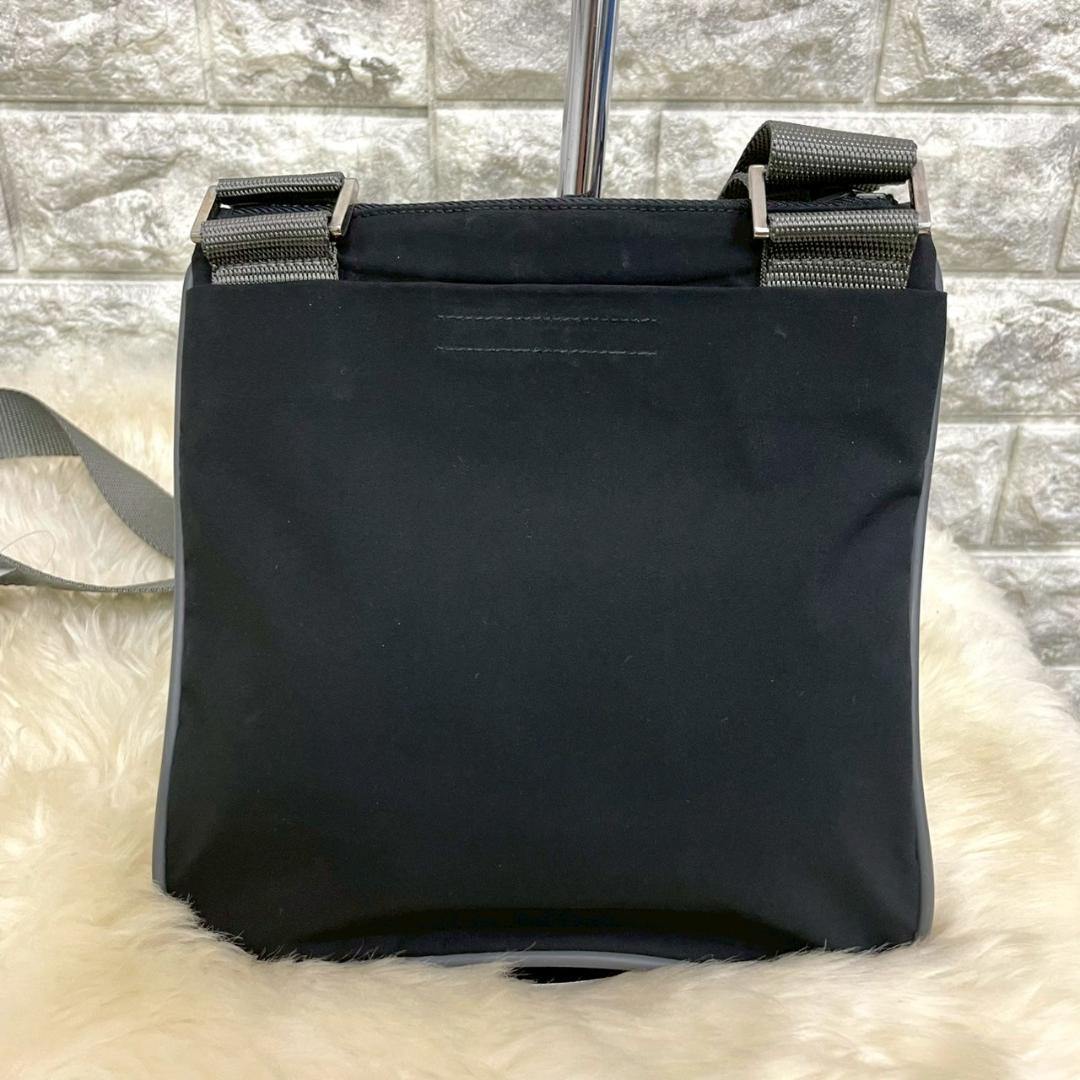 美品　PRADA　プラダ　スポーツ　ナイロン　ショルダーバック　ブラック