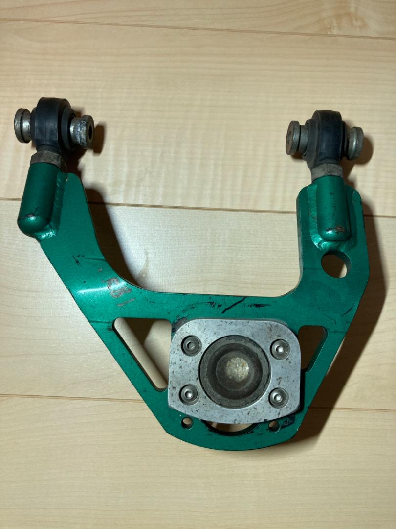 即納HOT 日正フロントアッパーアーム WQs8A-m89046639043 セール正規品